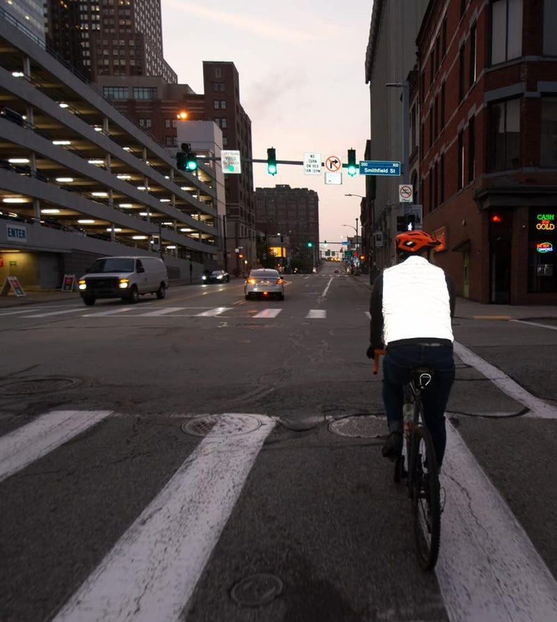 AERO|TECH|DESIGNS | Men's Sierra Reversible Cycling Vest | Safety Yellow | High Visibility Reflective - Image 3